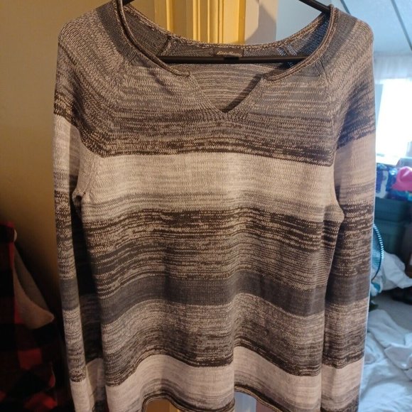 Eddie Bauer Sweater Women's Size M Gray stripes 3B12 - Picture 1 of 7